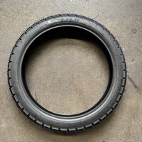 Vente en gros d'usine de véhicules électriques de haute qualité, motos légères, scooters à petite cylindrée, pneus de moto 2.75-17