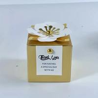 Vente en gros de boîte à bonbons de mariage créative petite fleur boîte cadeau en papier chocolat exquise