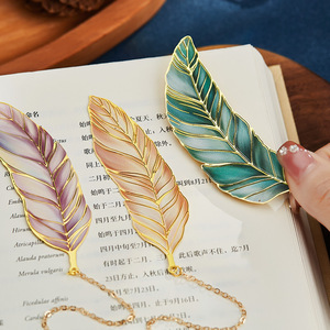 精美 1 件金属书签 高价值卡通风格混色可重复使用文化纪念品 完美小礼物促销 - Product Image 3