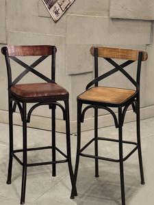 Tabouret de bar moderne de style américain en fer forgé et bois massif, fabriqué en Chine, avec dossier, pieds hauts et accoudoirs, pour comptoir de pub ou <span class=keywords><strong>caisse</strong></span>. - Product Image 2