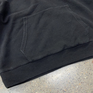 <span class=keywords><strong>Felpa</strong></span> <span class=keywords><strong>con</strong></span> Cappuccio Henley in Maglia Waffle Personalizzabile, Unisex, Vestibilità Ampia, Mezza Abbottonatura, <span class=keywords><strong>con</strong></span> Tasca a Marsupio - Product Image 4