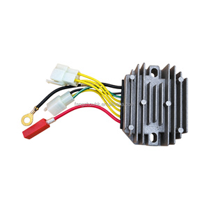 Redresseur régulateur de tension pour moto BAJAJ 175 – Pièce de rechange pour l'entretien et la maintenance électrique - Product Image 1