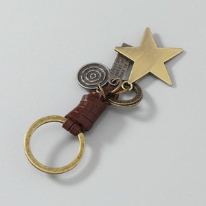 Porte-clés personnalisable en laiton avec clip, accessoire de porte-clés en cuir, breloque de sac d'Halloween, porte-clés de voiture en métal sur mesure - Product Image 2
