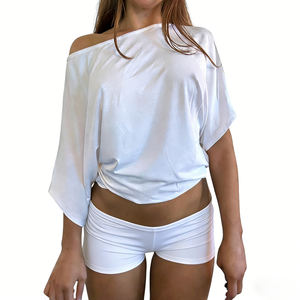 Ensemble décontracté pour femme : Haut ample à manches chauve-souris et dos nu, style short, couleur unie, minimaliste, style urbain, sexy, deux pièces - Product Image 6