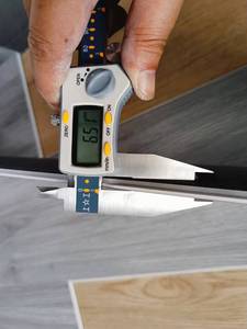 Suelo SPC con Sistema de Clic y Base IXPE, Loseta Vinílica Rígida Impermeable - Product Image 3