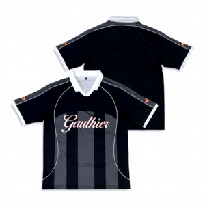 เสื้อฟุตบอลซับลิเมชั่นแบบกำหนดเองสำหรับผู้ชาย แขนสั้น คอวี ระบายอากาศได้ดี ผลิตจากโพลีเอสเตอร์ เหมาะสำหรับทุกฤดูกาล ออกแบบสำหรับทีม พร้อมไซส์พลัส - Product Image 4