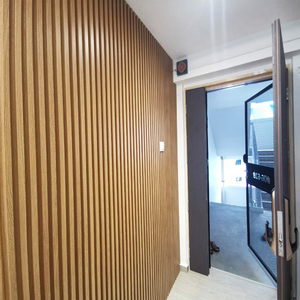 Panneaux de lambris en <span class=keywords><strong>bois</strong></span> insonorisés en fibre de polyester, dalles de <span class=keywords><strong>plafond</strong></span>, panneaux de <span class=keywords><strong>plafond</strong></span> décoratifs suspendus, Akupanels, <span class=keywords><strong>plafond</strong></span> en <span class=keywords><strong>bois</strong></span> - Product Image 2