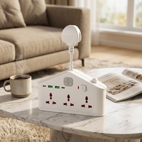 Adaptateur universel en forme de maison 10A, 3 prises AC, 2 ports USB-A, 2 ports USB-C, lumière LED pivotante à 180°, multiprise murale