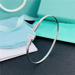 Braccialetto Trendy con Doppia T Placcato Oro e <span class=keywords><strong>Argento</strong></span>, Braccialetto con Charm Alfabetico Aperto per Ragazze - Product Image 5