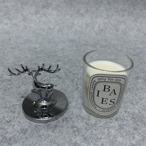 Vela perfumada de tarro de cerámica blanca personalizada de alta calidad con tapas de metal, gran oferta de fábrica, al por mayor, en el mundo de la moda, con tapa de metal - Product Image 5