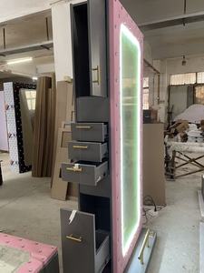 Miroir mural rose en cristal pour femmes, mobilier de salon pour postes de coiffure et maquillage - Product Image 4