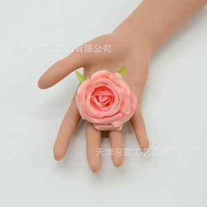 ดอกกุหลาบประดิษฐ์ Dongchen Crafts ขนาด 5.5 ซม. ทำจากผ้าไหมโพลีเอสเตอร์ สำหรับตกแต่งงานแต่งงาน กล่องของขวัญ DIY พวงหรีด และเครื่องประดับศีรษะ - Product Image 2