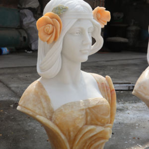 Statue <span class=keywords><strong>de</strong></span> buste <span class=keywords><strong>de</strong></span> <span class=keywords><strong>femme</strong></span> romaine en marbre blanc sculpté sur mesure <span class=keywords><strong>de</strong></span> haute qualité pour <span class=keywords><strong>la</strong></span> décoration <span class=keywords><strong>de</strong></span> <span class=keywords><strong>la</strong></span> maison occidentale, taille réelle, tête <span class=keywords><strong>de</strong></span> <span class=keywords><strong>femme</strong></span>, sculpture en stock - Product Image 1