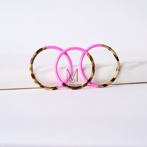 Minh Giang Craft Vietnam Bracelet en corne naturelle-Bijoux écologiques faits à la main de sources éthiques de haute qualité - Product Image 5