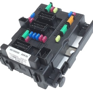 BSM B5 <b>Fuse</b> Holder 9657608580 For Peugeot Citron Cars Plastic Automotive <b>Fuse</b> Box <b>Component</b> - Product Image 1