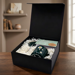 Wholesale Price Customizable Fashion Trend Foldable <b>Black</b> Paper Gift <b>Boxes</b> Sponge Lining UV Coating Rigid Magnetic Closure - Product Image 3