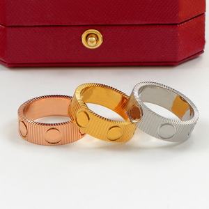 Новое роскошное дизайнерское кольцо-гвоздь из нержавеющей стали с позолотой 18 карат для мужчин и женщин, коллекция <span class=keywords><strong>2026</strong></span> года - Product Image 4