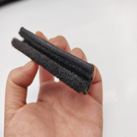 Bande d'étanchéité Xinhong pour vitres automobiles en EPDM, flocage dense, anti-bruit, pour canaux de portes et fenêtres, modèles de cadres de fenêtres de voiture