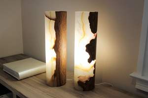 Lámpara de mesa hecha a mano de ónix verde marrón Tonos naturales únicos y venas Cilindro de piedra de alabastro blanco Producto de Venta caliente - Product Image 3