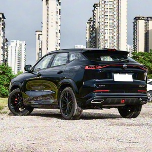 Nouveau SUV compact hybride rechargeable Changan UNI-Z 1.5T version haut de gamme 2025, 5 portes, 5 places - Product Image 6