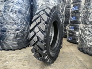 Neumáticos de Excavadora OTR de Alta Calidad, Medidas 7.50-16, 8.25-16, 9.00-16, 8.25-20, 9.00-20, 10.00-20, Modelo DH917, Ideales para Excavadoras de Ruedas - Product Image 3
