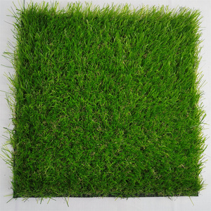 Pelouse artificielle de 2m 4m de largeur pour l'extérieur <span class=keywords><strong>Gazon</strong></span> de paysage à bas <span class=keywords><strong>prix</strong></span> pour le jardin <span class=keywords><strong>Gazon</strong></span> <span class=keywords><strong>synthétique</strong></span> résistant à l'usure pour <span class=keywords><strong>piscine</strong></span> et cour - Product Image 2