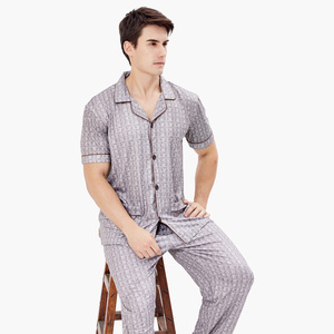 ชุดนอนผ้าไหมสำหรับผู้ชาย พิมพ์โลโก้ตามสั่ง ชุดนอนผ้าซาตินสำหรับผู้ชาย - Product Image 3