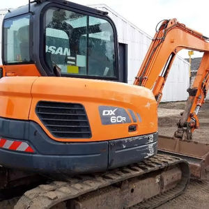 Excavadora Usada Doosan 60 de 6 Toneladas, Modelo DX60-9C, Tipo Oruga, Marca Komatsu, Motor Yanmar, Sistema Hidráulico Kawasaki, Caja de Cambios PLC - Product Image 1
