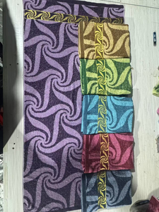 Telo Mare Jacquard Floreale Vintage Multicolore Grande Morbido per Spiaggia e Piscina - Vendita all'Ingrosso - Product Image 4