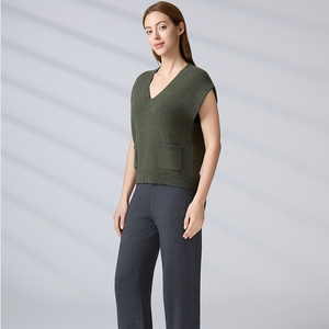 Casual <b>Wool</b> Knit Layering Batwing Shoulder Sleeveless Pullover with Pockets Solid Color V Neck Knit <b>Vest</b> for Women - Product Image 5