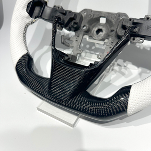 Volante Deportivo de Fibra de Carbono para Automóvil, Compatible con Mazda 3 6 <span class=keywords><strong>CX3</strong></span> CX4 CX5, Volante Deportivo de Cuero Perforado - Product Image 3