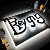 Panneaux de signalisation de salon en acrylique rétroéclairés par LED personnalisables DakeSign OEM ODM, design gratuit, éclairage décoratif, étanches IP65