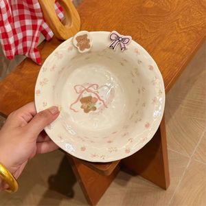 Plato de Cerámica Lelyi con Diseño de Oso Pequeño y Flor Triste, Estilo Caricatura, Creativo, de Alta Calidad, Hecho a Mano, Irregular, para Ensaladas - Product Image 5