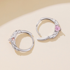 Boucles d'oreilles Huggie plaquées argent avec design d'ailes en cristal en forme de cœur rose pour femmes, bijoux mignons à la mode, cadeau - Product Image 4
