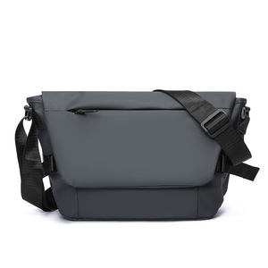 Sac messager personnalisé en tissu tendance avec logo, vente en gros, sac bandoulière, sac de moto, sac de cyclisme - Product Image 4