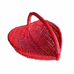 Panier de rangement en forme de cœur, petit panier rouge OEM pour fleurs et fruits, benne à cadeaux en osier tissé avec poignée, vente en gros, 10 pièces