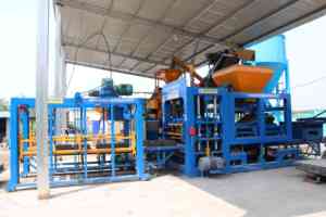 Qt8-15-ladrillo hueco totalmente automático, línea de producción de ladrillos sólidos con salida superalta - Product Image 4