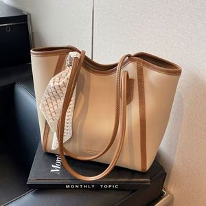 Sacs fourre-tout en cuir PU Maxfree pour femmes, sacs à main de luxe de créateurs, nouveaux sacs à bandoulière de grande capacité de marque - Product Image 2