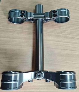Colonne de direction triple fixation haut-bas pour fourche de moto Surron Hawk31 Hawk32 et amortisseur arrière - Product Image 4