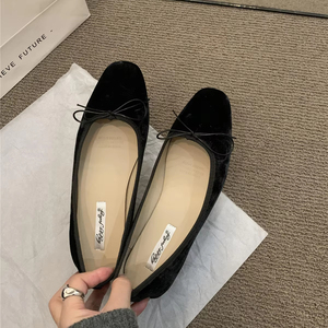 Chaussures plates de style français pour femmes, printemps 2025, nouvelles chaussures rétro de grand-mère, ballerines - Product Image 1