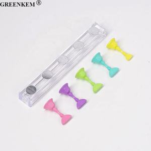 Nuevo imán de ajedrez Nail Art Practice Stand Color Nail Display Stand Holder Clear Crystal Nail Practice Base - Product Image 5