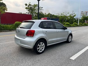 Volkswagen <span class=keywords><strong>Polo</strong></span> <span class=keywords><strong>2013</strong></span> Modello 1.4L Versione Comfort Manuale al Prezzo Più Vantaggioso - Product Image 4