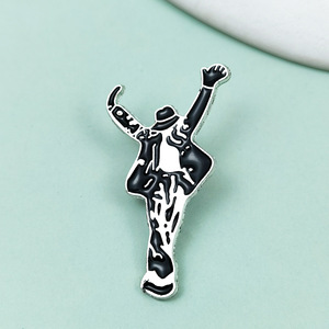 Bros Karakter Kartun Paduan Perak Kreatif Michael Jackson Lencana Peringatan Aksesori Dekorasi Pakaian Ransel - Product Image 3