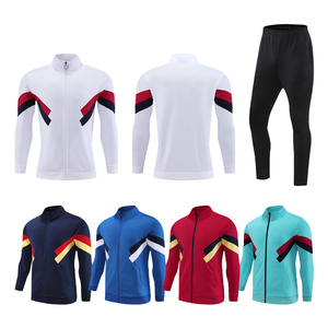 Logo personnalisé pour hommes, vêtements d'entraînement de football et de jogging, ensemble de 2 pièces, maillot de football à fermeture éclair et design réfléchissant, survêtements à demi fermeture éclair - Product Image 5