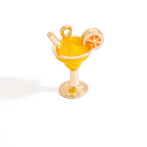 Colgante de Moda Individual de Acero Inoxidable Chapado en Oro de 18k, Accesorio de Joyería DIY con Diseño de Gota de Aceite, Estilo Lindo y Fresco - Product Image 3