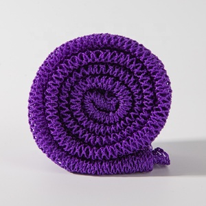 Marché américain <span class=keywords><strong>Éponge</strong></span> de douche <span class=keywords><strong>africaine</strong></span> <span class=keywords><strong>Éponge</strong></span> de toilette en nylon longue <span class=keywords><strong>éponge</strong></span> de filet exfoliante pour peau <span class=keywords><strong>africaine</strong></span> noire <span class=keywords><strong>naturelle</strong></span> avec nœuds - Product Image 4