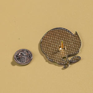 Neue Mode Cartoon Obst Brosche Pin Weiche Emaille Metall Anstecknadeln Erdbeer Orange Zitrone Abzeichen für Hut Kleidung Tasche Schmuck - Product Image 5