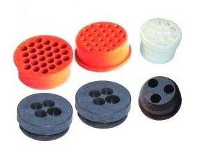 कस्टम मोल्ड मल्टी-होल वाटरप्रूफ रबर ग्रोमेट 30-80 तट कठोरता रोह/आईएसओ विद्युत तार के लिए प्रमाणित - Product Image 4