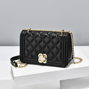 Bolso de Hombro, Bandolera y de Mano, Moderno, Elegante, de Alta Gama y Gran Capacidad - Product Image 5