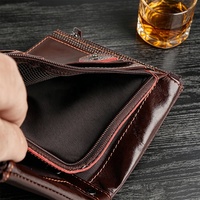 Dompet Pria Lipat Ganda Kulit Asli dengan Kantong Koin, Banyak Slot Kartu, dan Kantong Resleting untuk Uang Receh